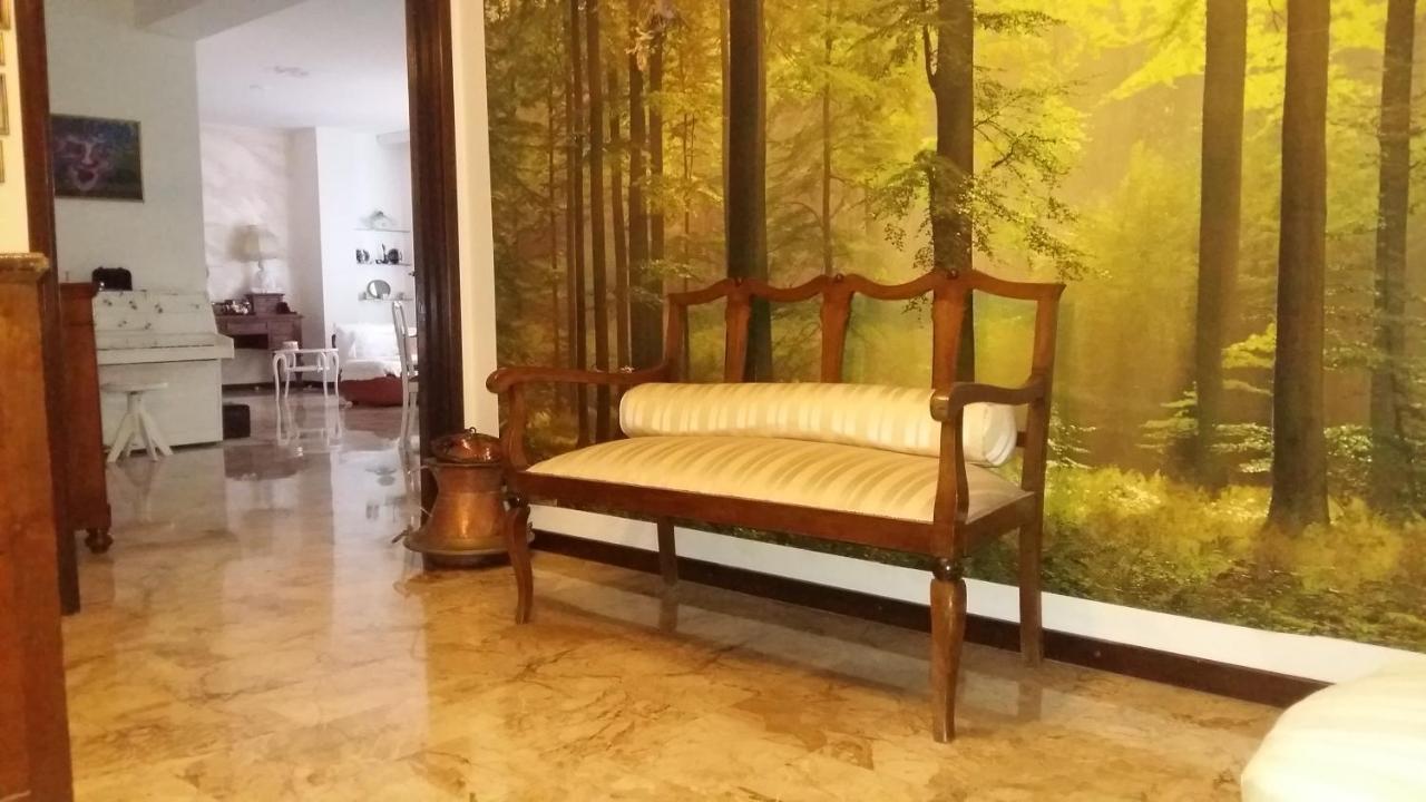 La Martino B&B Varese Exterior photo